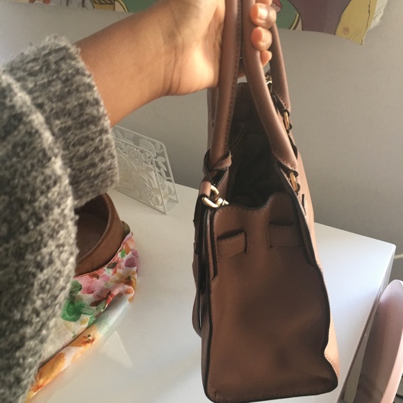 Michael Kors Dillon Nude Satchel Bag - Picture 4 of 7